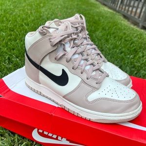 Women’s Nike Dunk High